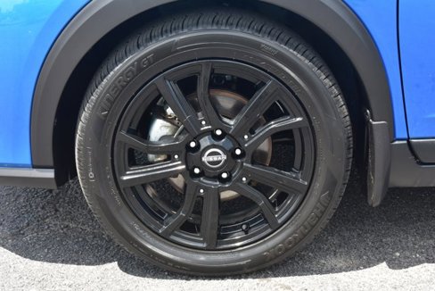 Used 2023 Nissan Kicks SR image 11