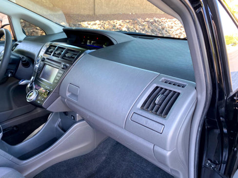 Used 2014 Toyota Prius V Three image 42