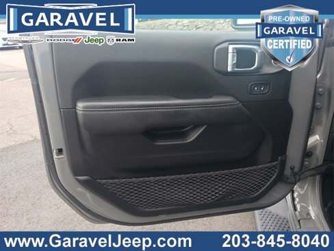 Used 2021 Jeep Wrangler Unlimited Sahara image 34
