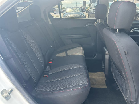 Used 2017 Chevrolet Equinox LT w/ Convenience Package image 23