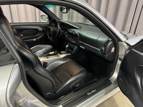 Used 2003 Porsche 911 Turbo image 8