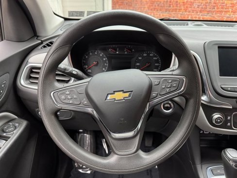 Used 2021 Chevrolet Equinox LS w/ LS Convenience Package image 16