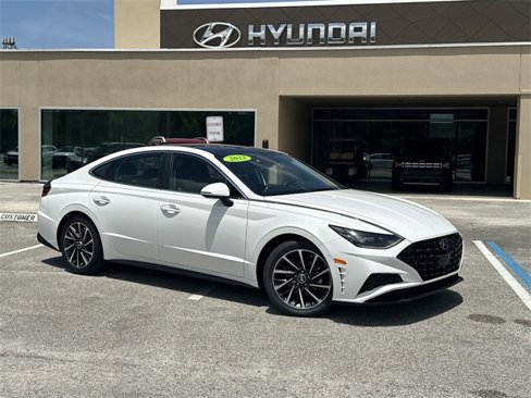 Used 2022 Hyundai Sonata Limited w/ Cargo Package image 1