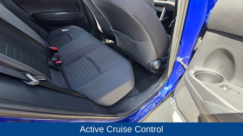 Used 2023 Toyota Corolla Cross SE image 16