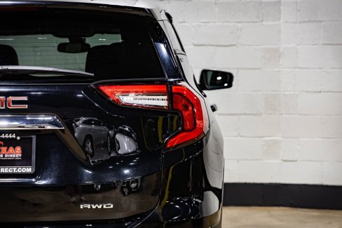 Used 2021 GMC Terrain SLT image 10