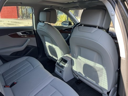 Used 2021 Audi A4 2.0T Premium Plus w/ Premium Plus Package image 32