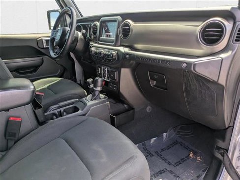 Used 2018 Jeep Wrangler Unlimited Sport S image 19