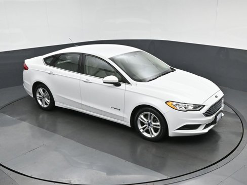 Used 2018 Ford Fusion S image 50