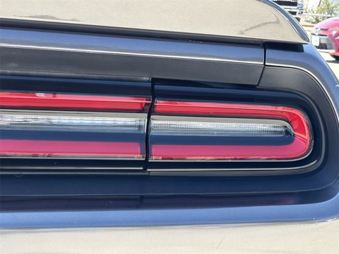 Used 2015 Dodge Challenger R/T Plus image 5
