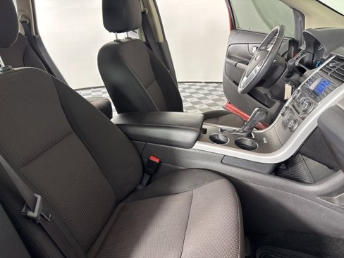 Used 2014 Ford Edge SEL image 35