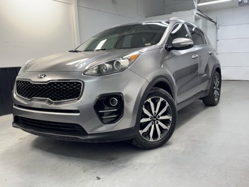Used 2018 Kia Sportage EX image 3