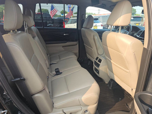 Used 2016 Honda Pilot Touring image 35