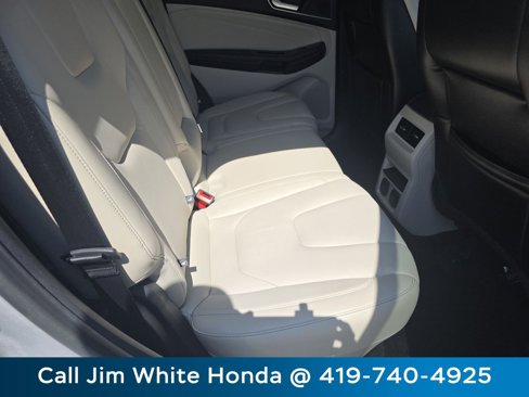Used 2018 Ford Edge Titanium w/ Technology Package image 20