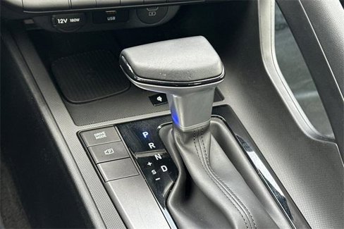 Certified 2025 Hyundai Elantra Sport image 25