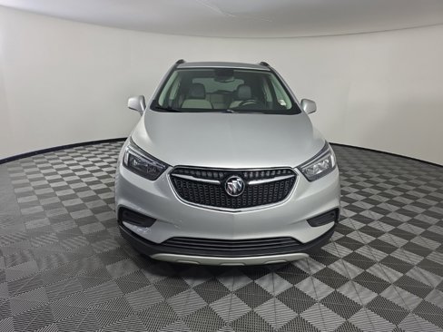 Used 2021 Buick Encore Preferred image 8