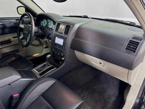 Used 2006 Chrysler 300 SRT8 w/ SRT Option Group II image 29