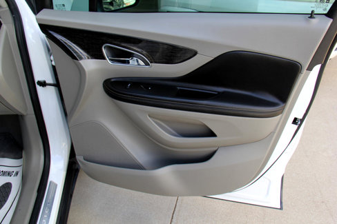 Used 2016 Buick Encore FWD image 23