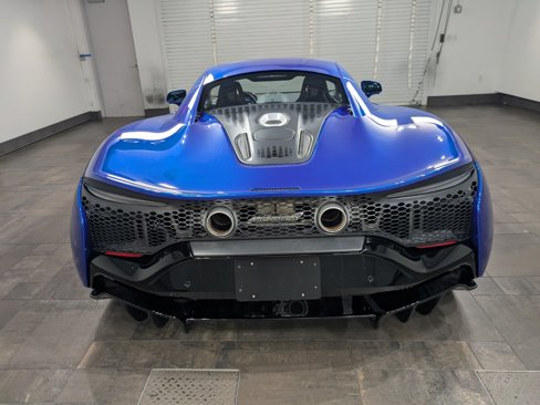 Used 2023 McLaren Artura image 5