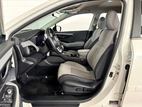 Used 2022 Subaru Outback Premium image 12