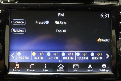 Used 2018 Nissan Murano S image 12