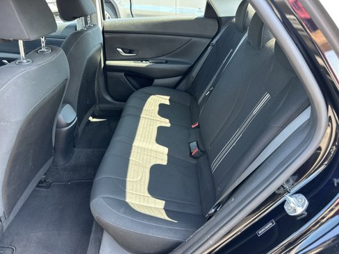 Used 2021 Hyundai Elantra SEL image 20