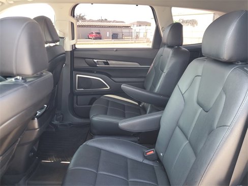 Used 2021 Kia Telluride EX w/ EX Premium Package image 12