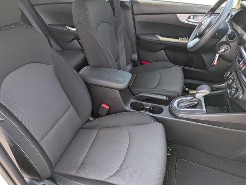 Certified 2024 Kia Forte LXS w/ LXS Technology Package image 10