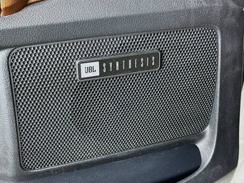 Used 2018 Toyota Sequoia Platinum image 19