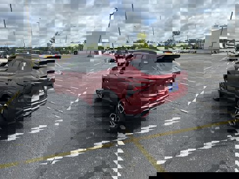 New 2025 Chevrolet Trax RS w/ Sunroof Package image 7