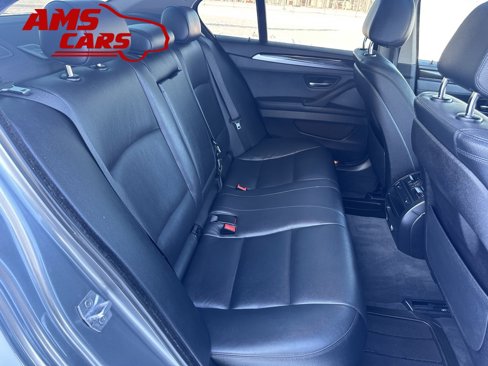 Used 2016 BMW 535i xDrive Sedan w/ Driver Assistance Package image 16
