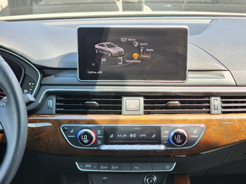Used 2019 Audi A4 2.0T Premium Plus w/ Premium Plus Package image 3