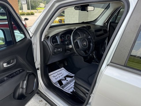 Used 2020 Jeep Renegade Altitude image 20