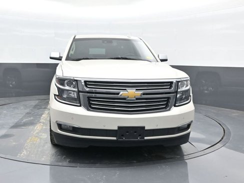 Used 2015 Chevrolet Suburban LTZ image 3