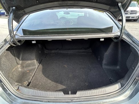 Used 2016 Chevrolet Malibu LT w/ Leather Package image 13