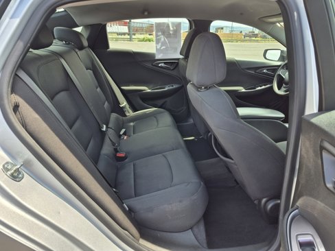 Used 2020 Chevrolet Malibu LS image 23