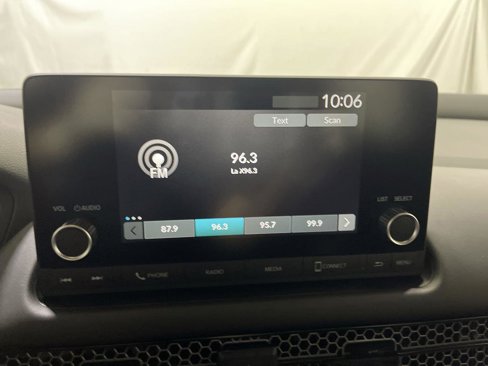 Certified 2024 Honda HR-V Sport image 16