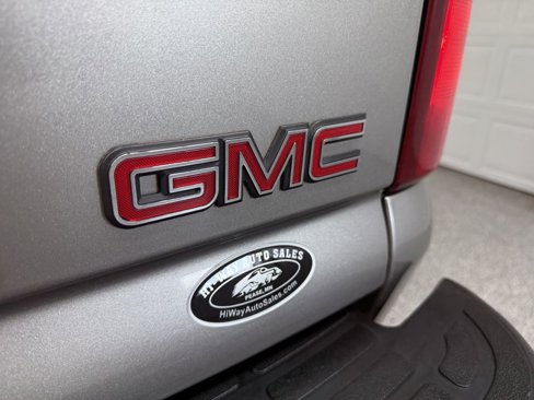 Used 2001 GMC Yukon XL 2500 SLT image 8
