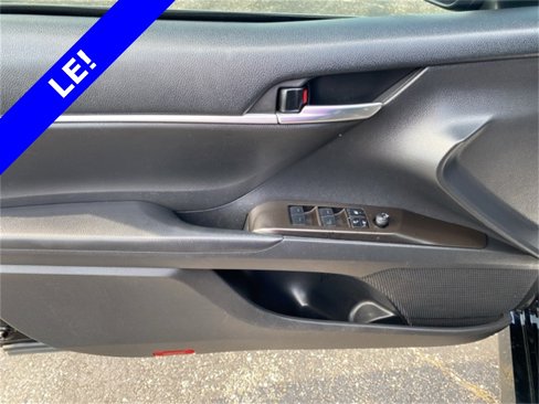 Used 2023 Toyota Camry LE image 18