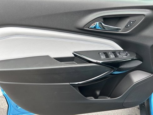 New 2025 Chevrolet Trax LT w/ LT Convenience Package image 16