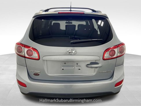 Used 2010 Hyundai Santa Fe SE image 4