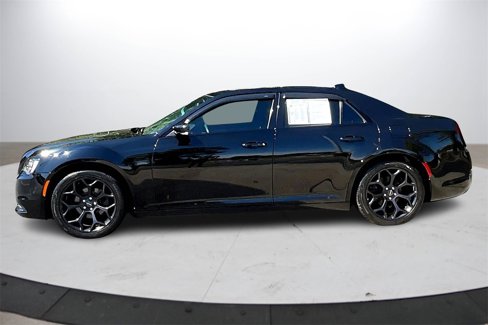 Certified 2019 Chrysler 300 S w/ 300S Premium Group image 5