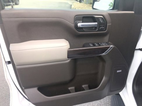 Used 2020 GMC Sierra 1500 SLT w/ SLT Premium Package image 21