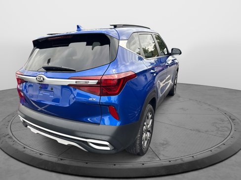 Used 2021 Kia Seltos EX image 7