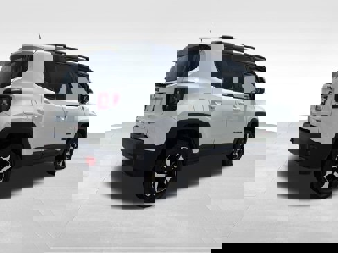 Used 2021 Jeep Renegade Trailhawk w/ Sun & Sound Group image 5