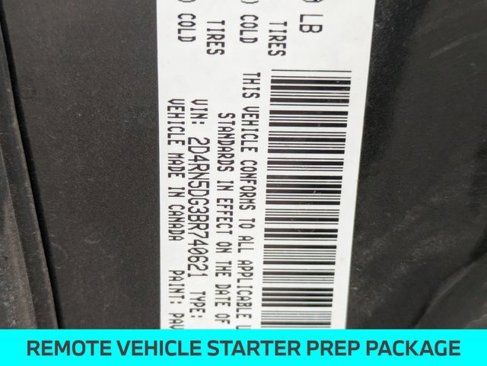Used 2011 Dodge Grand Caravan Crew w/ Entertainment Group 1 image 14