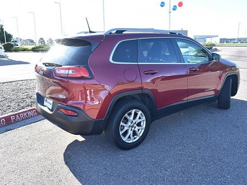 Used 2016 Jeep Cherokee Latitude w/ Comfort & Sound Group image 6