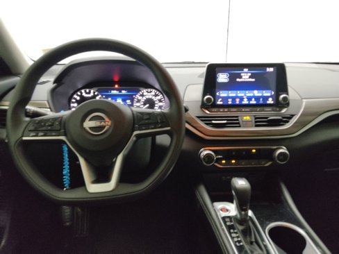 Used 2023 Nissan Altima 2.5 SV image 22