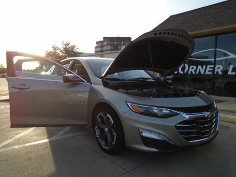 Used 2022 Chevrolet Malibu LT image 19