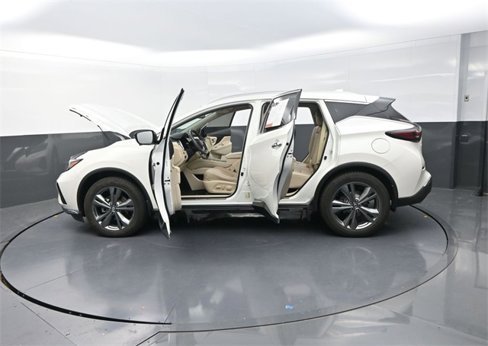 Used 2019 Nissan Murano Platinum w/ Cargo Package image 38