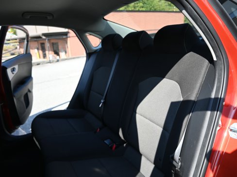 Used 2022 Kia Forte LXS image 28
